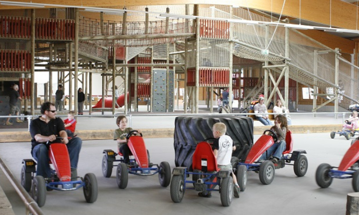 Gokart-Bahn in der Allwetterhalle ©Bubenheimer Spieleland